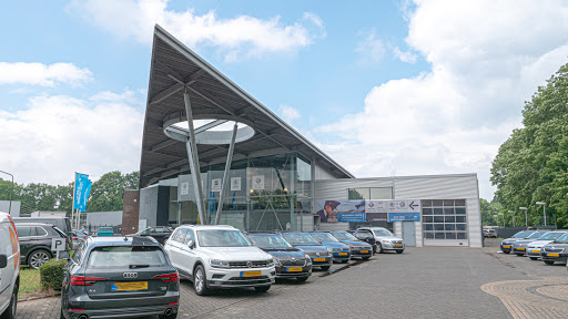 Autobedrijf Van den Udenhout Veghel | Service Centrum