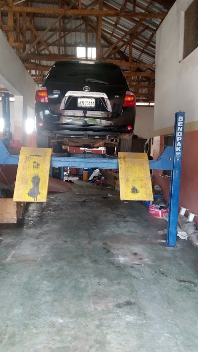 Photos of Auto Fixers