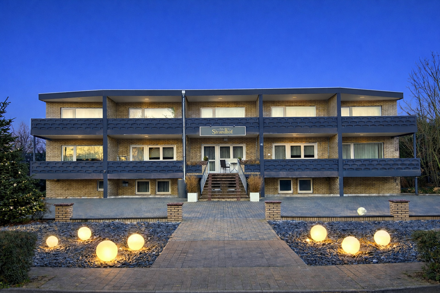 Familien- und Aparthotel Strandhof Tossens