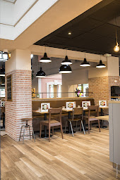 Photo n°57 de Del Arte Restaurant Saint Grégoire à Saint-Grégoire (Restaurant de spécialités d'Italie du Sud)