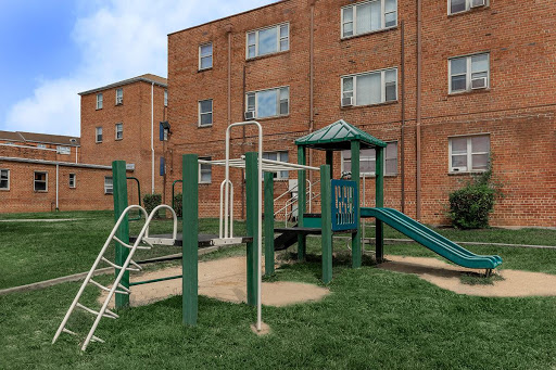 Victoria Crossing Apartments - Thumbnail