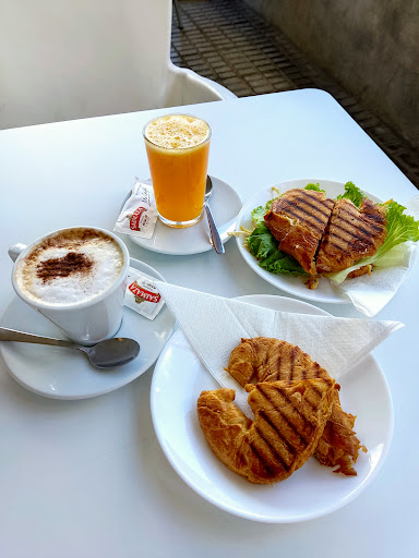 Cafetería La Ezquina Gallery - Spain