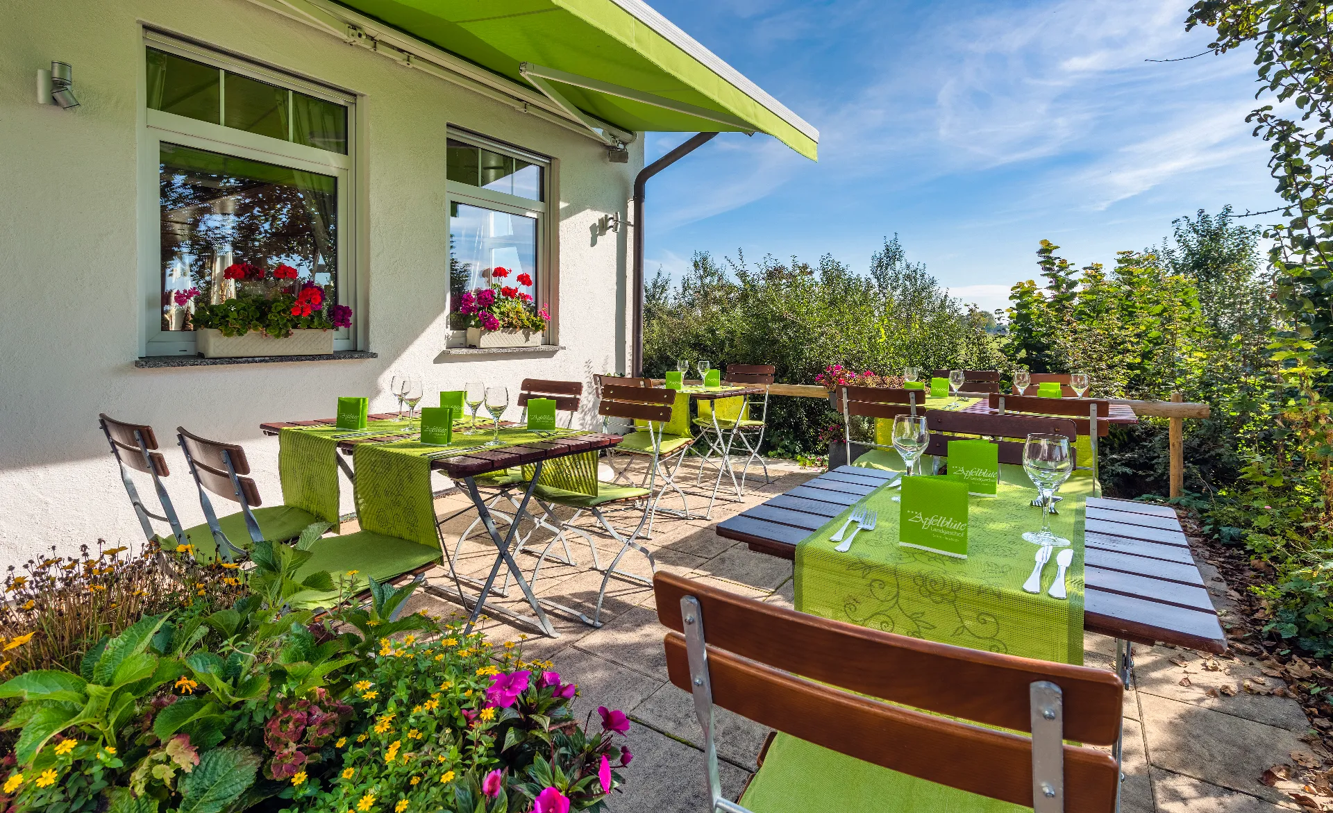 Landgasthof Apfelblüte bed & breakfast