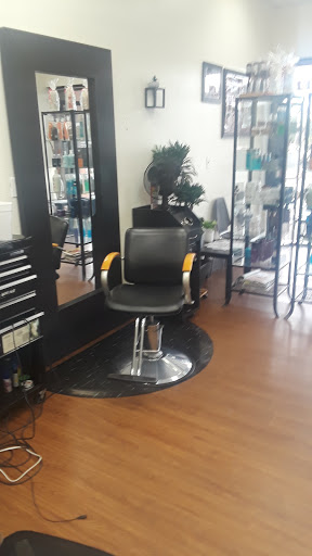 Cutting Hair Salon - Thumbnail