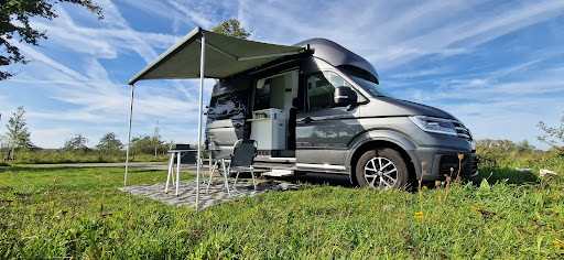 Zwartjes Campers - Bus camper verhuur - Thumbnail