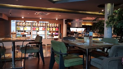Photos of Cheese Cake Factory
