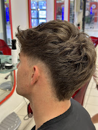 Photo n°12 de Valentin Coiffeur - Coloriste Baralle à Baralle (Magasin de produits de beauté)