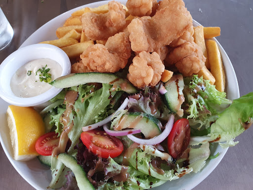 Sandy's Bar + Grill - Thumbnail