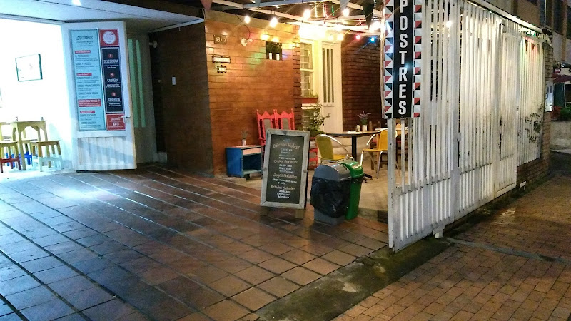 Bon Voyage Cafe