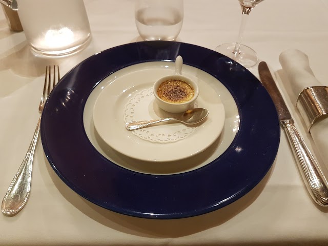 Hôtel Le Moulin de la Beune - Restaurant Au Vieux Moulin Etablissements de charme aux Eyzies