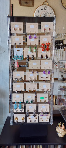 Main Street Consignment and Gift Shop - Thumbnail