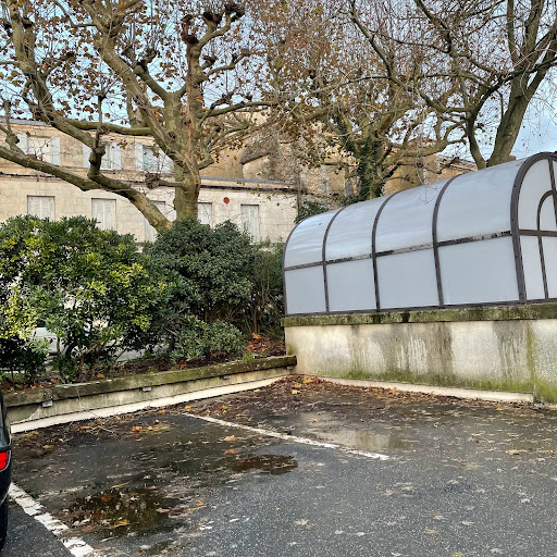 Parking Place Cacaud - Thumbnail