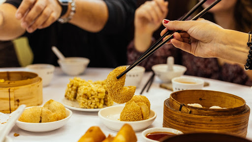 Private Tours & Food Tours Hong Kong - Withlocals