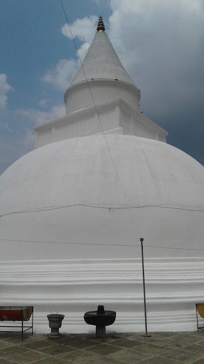 Photos of Makulana Temple