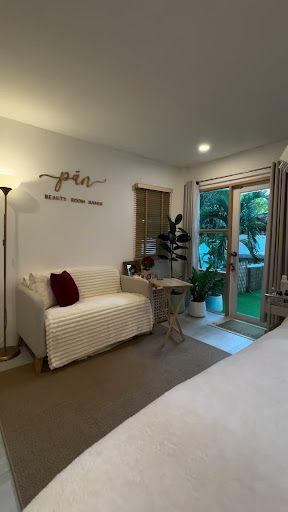 Pan Beauty Room