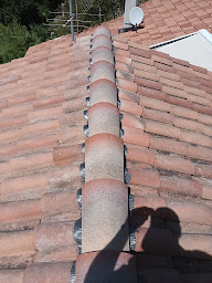 Photo n°27 de Couvreur Toiture Glaudio à Montpellier (Service de lavage haute pression)