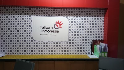 Photos of Telkom Plasa Bontang
