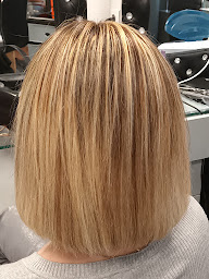 Photo n°7 de Eden Perfect à Paris (Salon de coiffure)