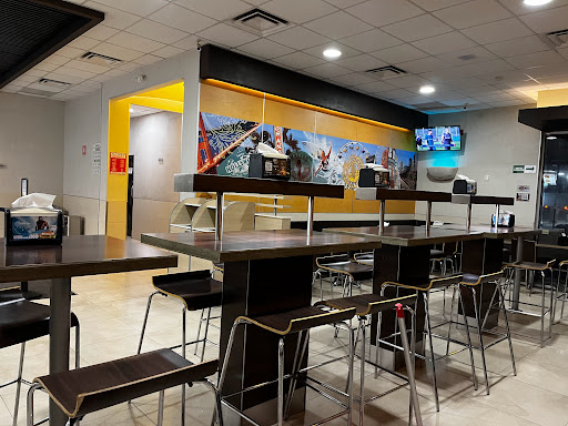 Carl's Jr. La Pila