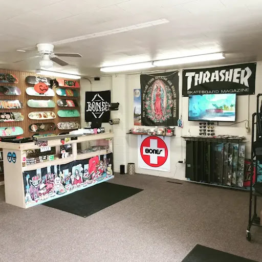 RYNOs Skateboard Shop Company - Thumbnail