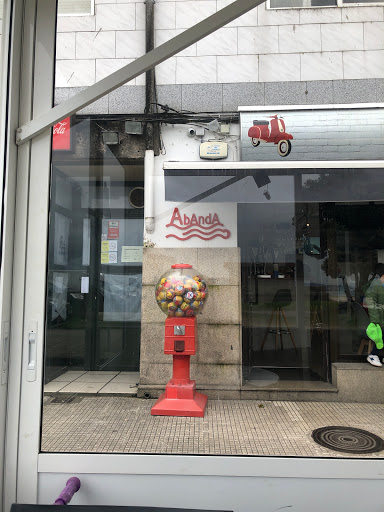 Bar Abanda - Visual
