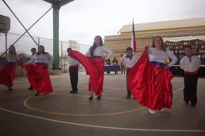 Photos of Escuela B&aacute;sica Dar&iacute;o Salas
