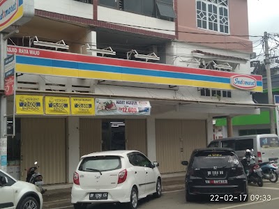 Photos of Indomaret Masjid Raya Wajo