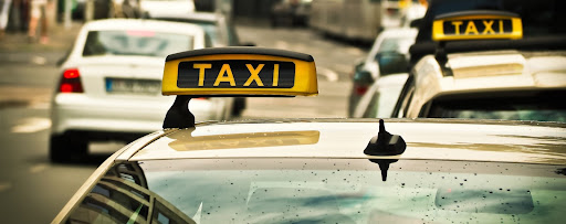 Pearson Airport Taxi Service - Thumbnail