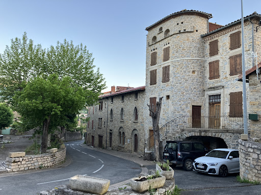Photo de Mairie de Saint Georges de Luzençon