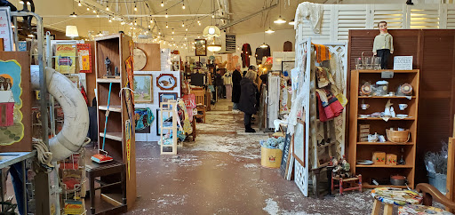 Bremerton Vintage Flea Gallery - United States