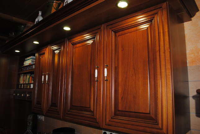 Fabuli Style Faipari és Belsőépítészeti Szakáruház