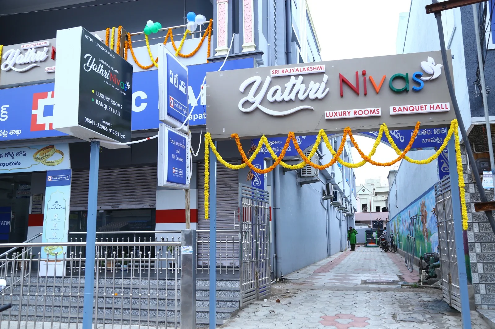 Yathri Nivas