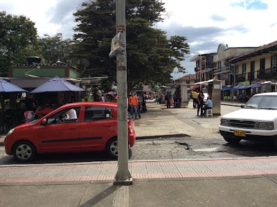 Photos of Bol&iacute;var Park