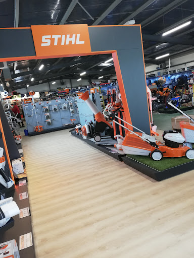 GUERARD - LA RUE SAINT PIERRE - HUSQVARNA- STIHL - VALTRA - Thumbnail