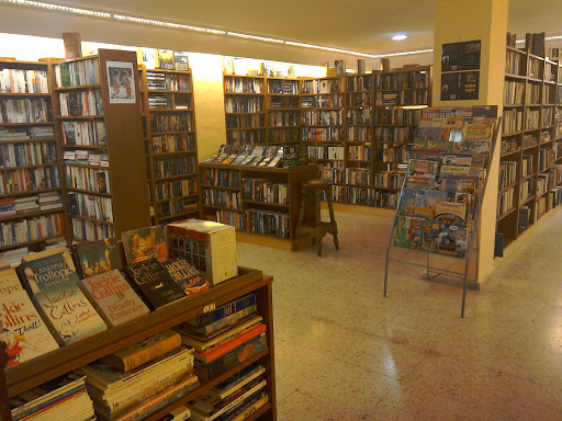 Polly's International Bookshop