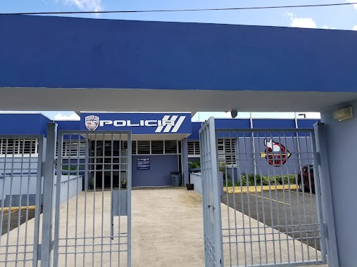 Cuartel de la Policía - Division de Transito en San Juan, Author: M B