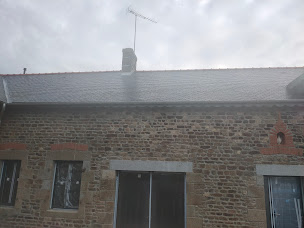 Photo n°15 de Tual Pousset SARL à Juvigné (Charpentier)