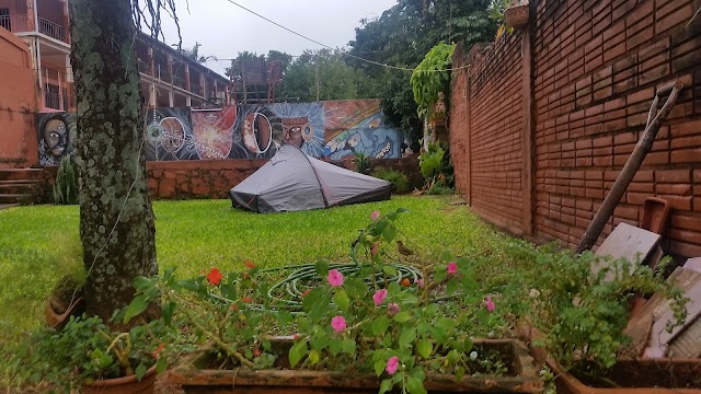 Colonial Hostel & Camping