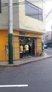 Tienda Mass Caceres 0