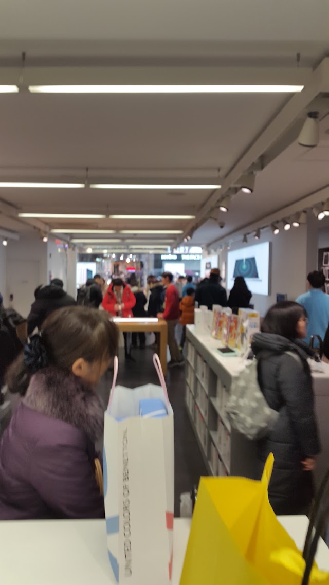 Frisbee (Apple Authorized Reseller)