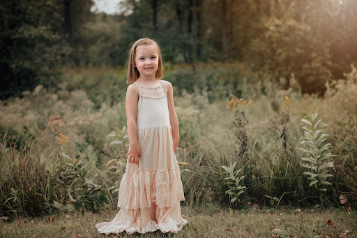 Michelle Vanlieshout Graphic Design & Photography, LLC. - Thumbnail