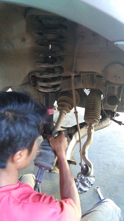 Photos of Mitsubishi Motor Service Center