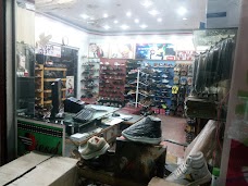 Oppsit Servis Shoes Point chiniot