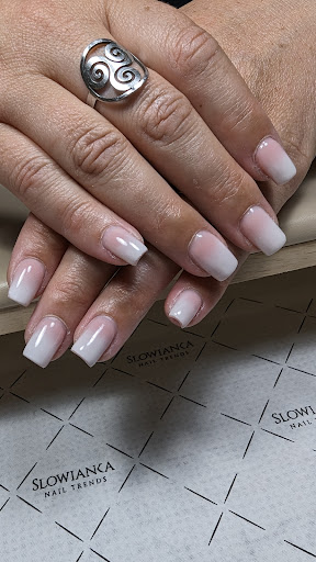 Sm Nails Lashes & Co - Thumbnail