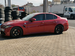 Photo n°2 de M&M Auto - Bosch Car Service à Châteauneuf-les-Martigues (Atelier de réparation automobile)