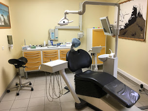 Photo n°1 de Dr Bertrand CURY à Mortagne-du-Nord (Dentiste)