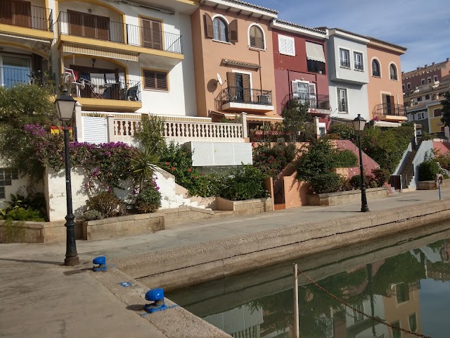 Port Saplaya