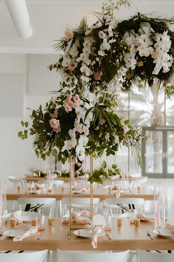Chic Flowers - Thumbnail