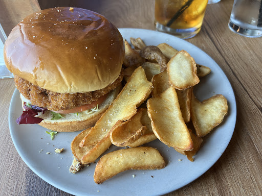 Growlers East Tosa - Thumbnail