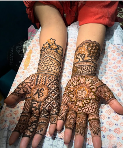 Bridal Mehandi booking are open to upcoming Wedding Season 2025 -- 26.